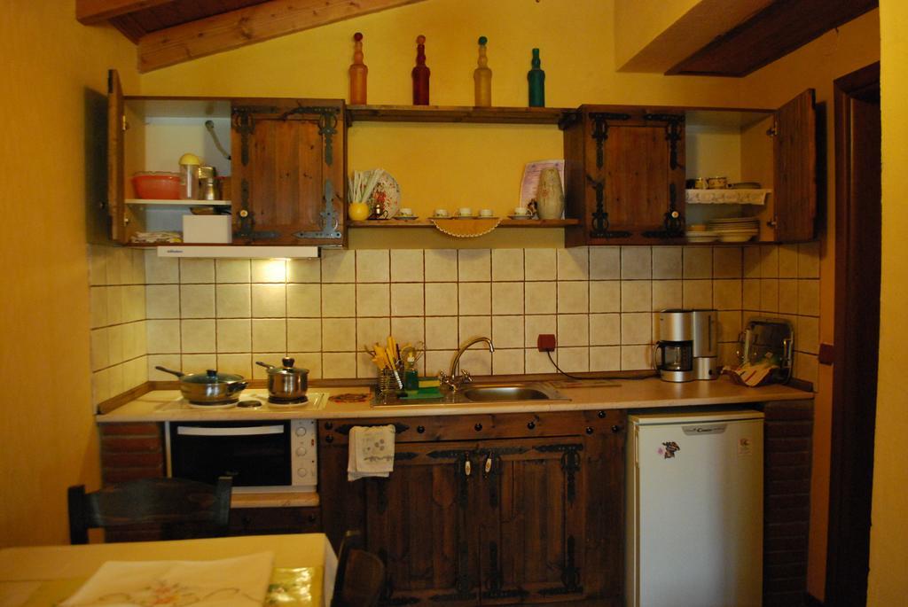 Tzivaeri Hotel Likodhromion Luaran gambar