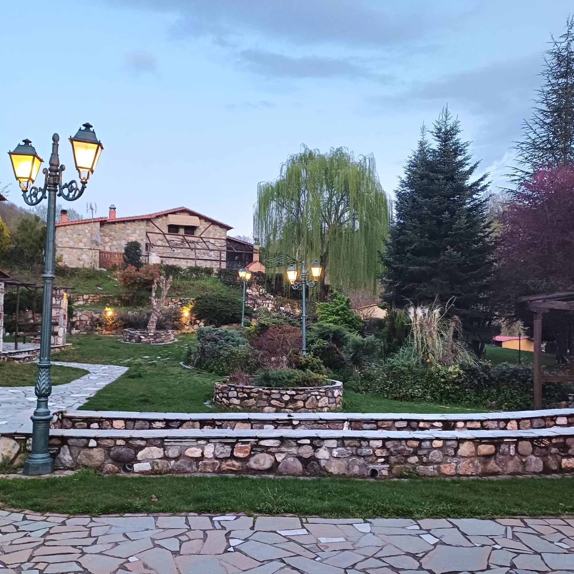 Tzivaeri Hotel Likodhromion Luaran gambar
