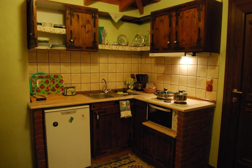 Tzivaeri Hotel Likodhromion Luaran gambar