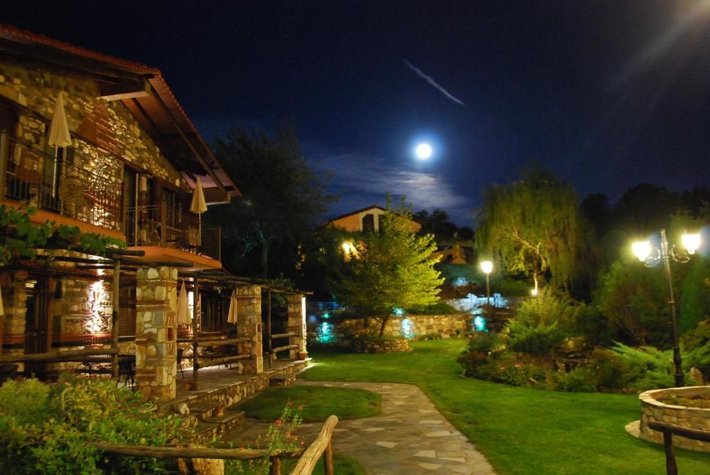 Tzivaeri Hotel Likodhromion Luaran gambar